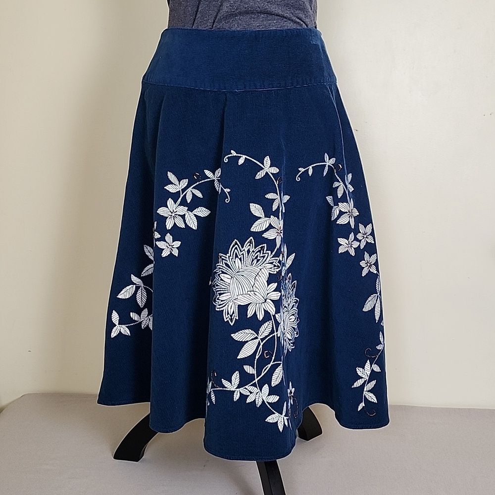 Talbots Boho A-Line Bluegreen Corduroy Skirt with Floral Motif, Size 6